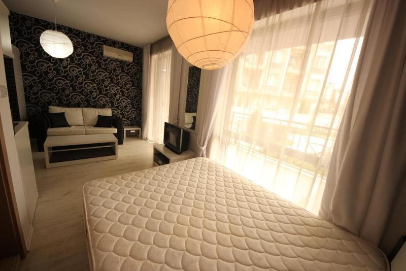 Menada Rainbow Apartments Sunny Beach Kamer foto