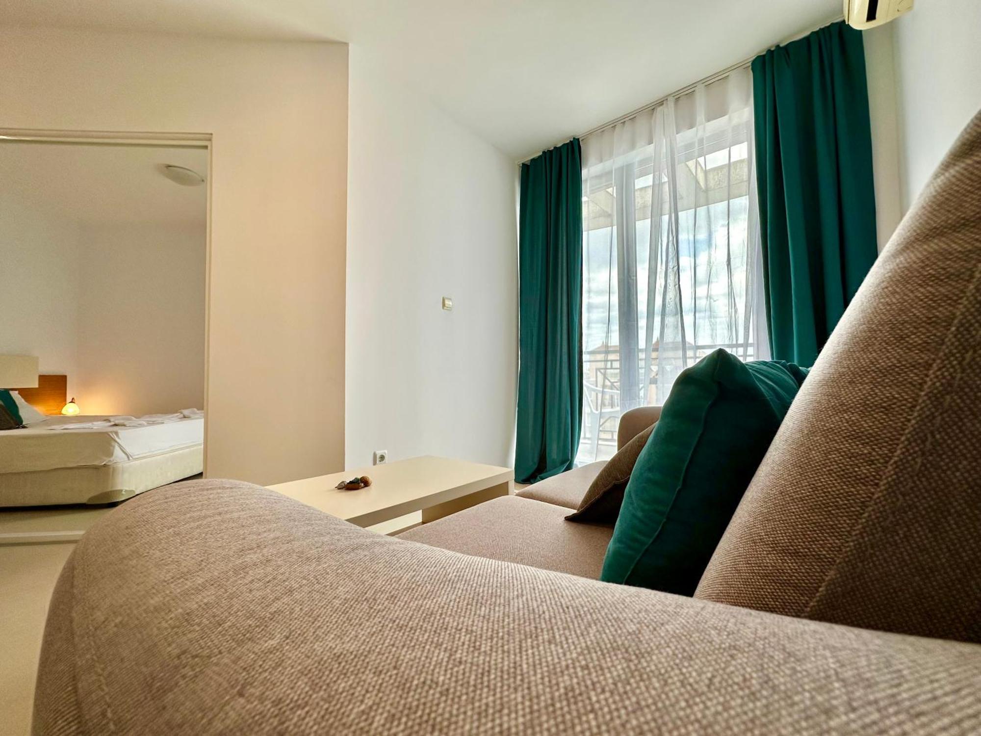 Menada Rainbow Apartments Sunny Beach Kamer foto