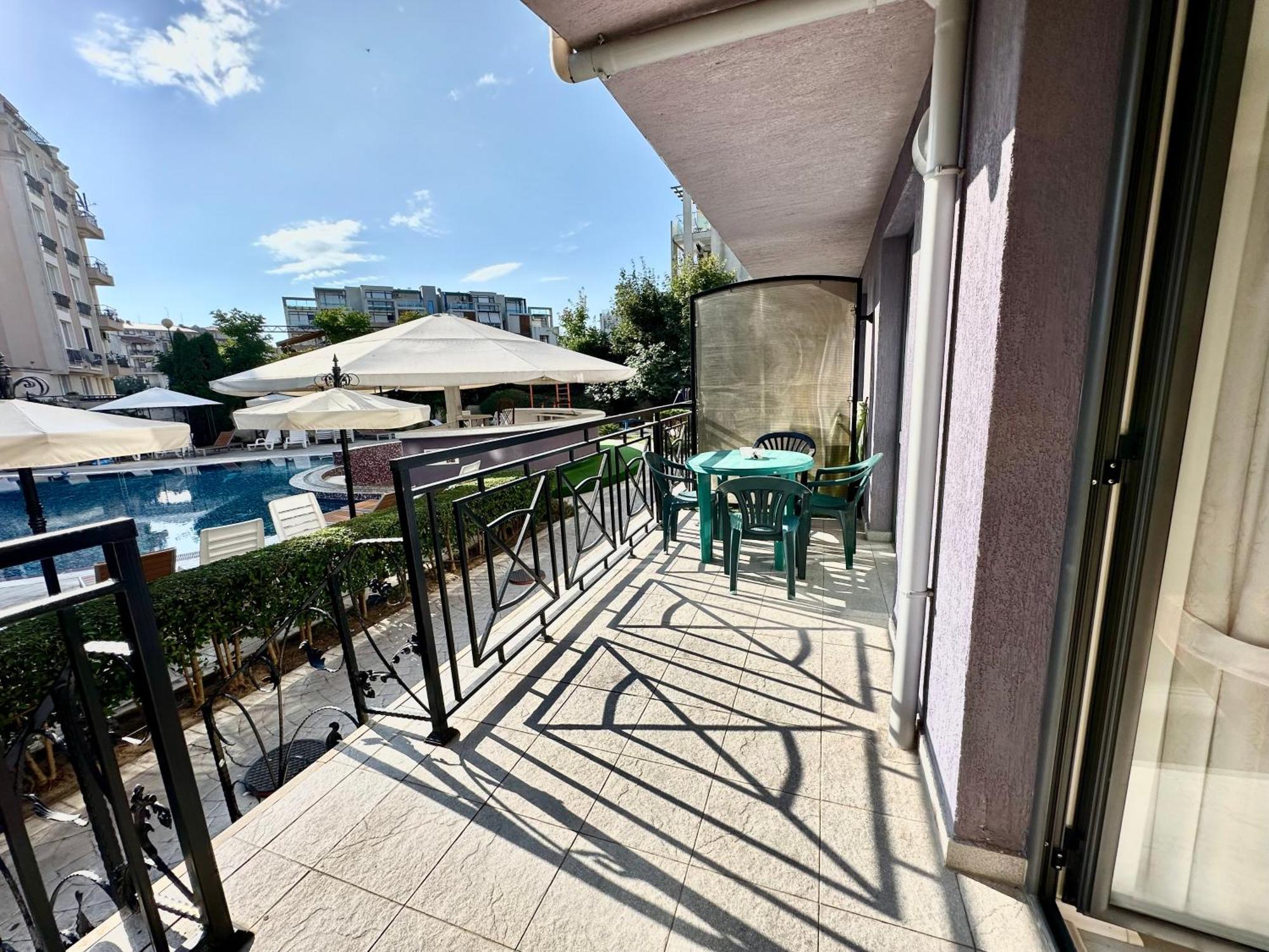 Menada Rainbow Apartments Sunny Beach Buitenkant foto